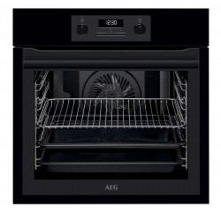 Vstavan rra AEG, 74 l, rka 56 cm, katalytick istenie, displej, gril, ventiltor, para, ierna